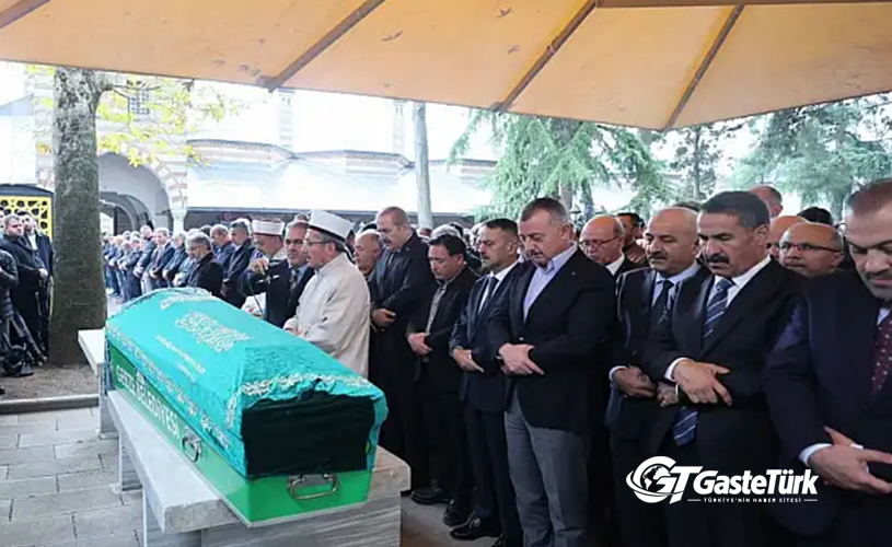 Vali Gökmen Çiçek’in Acı Günü! Babaannesi Son Yolculuğuna Uğurlandı
