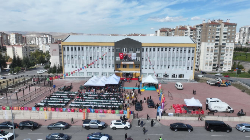 Kocasinan’da Eğitime Dev Yatırım! Başkan Çolakbayrakdar: “Geleceği İnşa Ediyoruz”